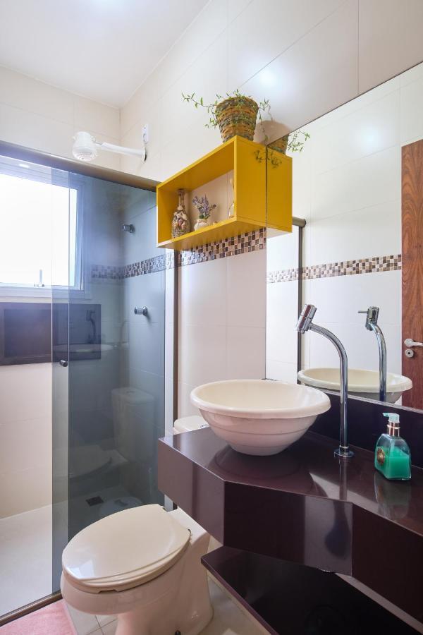 אובטובה Dois Quartos, Sacada Com Churrasqueira, A 400 Mts Do Projeto Tamar E 800 Mts Do Aquario מראה חיצוני תמונה
